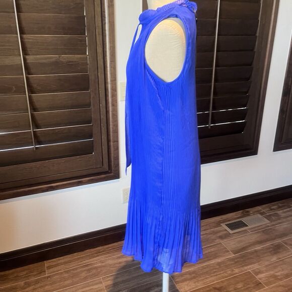 Donna Karan New York midi shift dress 4 Blue sleeveless tie neck pleated NEW - Picture 4 of 12